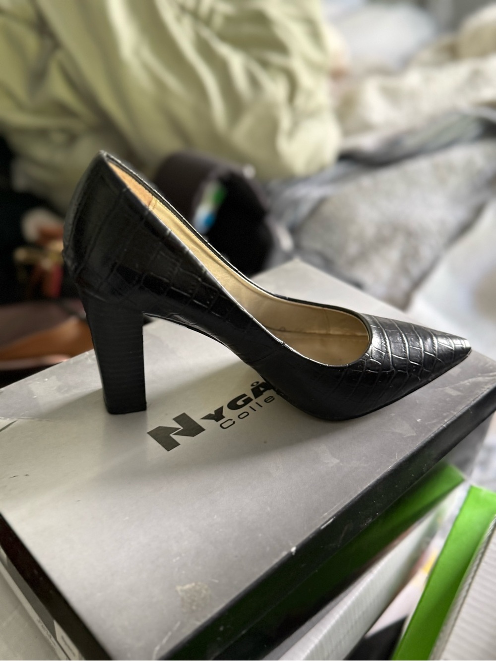 NY Collection Black Croc-Embossed Pointed Block Heel Pump